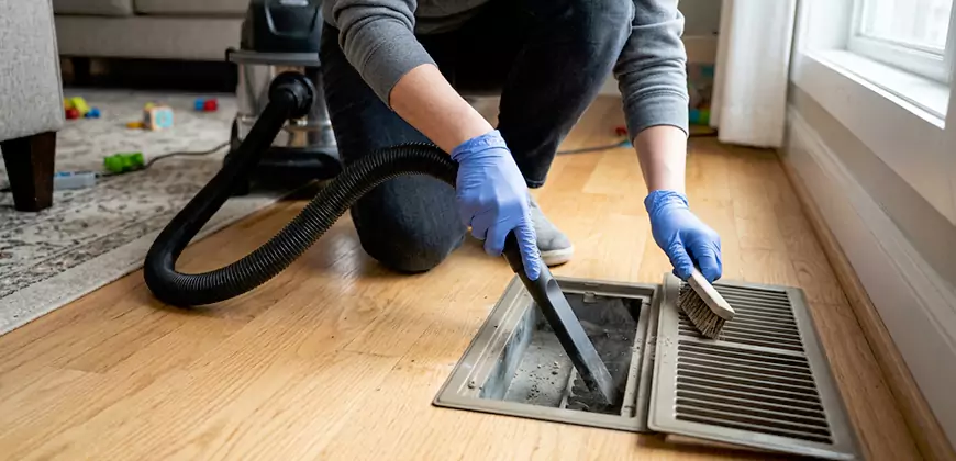 Heating Floor Vent Cleaning in Estero